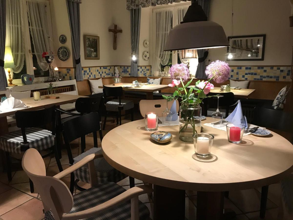 Gasthaus Schwanen & Villa Pfarrhus Stuhlingen Zewnętrze zdjęcie